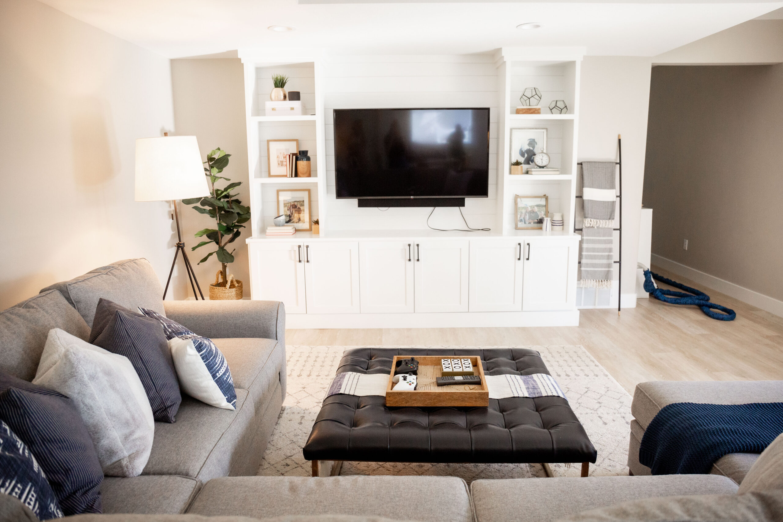Spotless living room after a move-in cleaning service in Utah